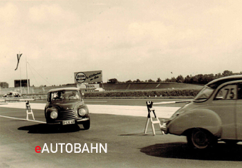 A115 AVUS Rennen 1958 - Goldener Bär von Berlin - Auto Union DKW Nordkurve kl Kopie