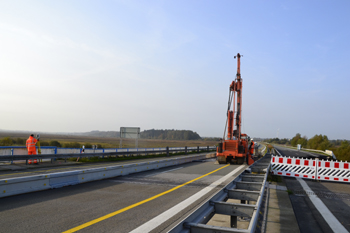 A20 Ostseeautobahn abgesackt Tribsees Straendammrutschung Fahrbahnsenkung 411