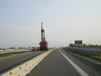 A20 Ostseeautobahn abgesackt Tribsees Straendammrutschung Fahrbahnsenkung 959