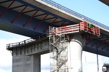 A45 Autobahn Lenntalbrücke Verschub Überbau Hilfspfeiler Hagen 40