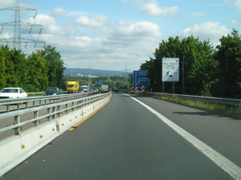A643 Lkw Sperranlage Autobahn Rheinbrücke Wiebaden Schierstein Mainz Mombach 57
