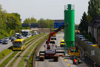 A 40 Autobahn Ruhrschnellweg Essen-Frillendorf-Sd Vollsperrung Bergbauschacht
