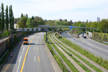 A 40 Autobahn Ruhrschnellweg Essen-Frillendorf-Süd Vollsperrung Bergbauschacht 0