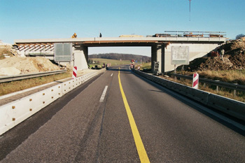 Autobahn A 8 Überführung Hohenstadt 10