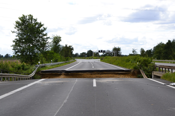 Autobahn Hochwasser Flutkatastrophe Überschwemmung Unwetterzerstörungen Liblar Hürth Köttingen Kierdorf Erftstadt 79