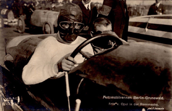 Fritz v Opel 1921 auf der Avus b