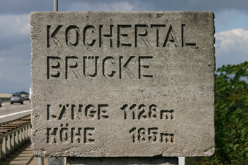 Höchste Autobahnbrücke Kochertalbrücke höchste Brückenpfeiler höchste Talbrücke A6 45